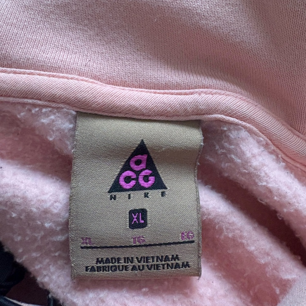 Nike ACG Men’s Pink Hoodie - Picture 5 of 7